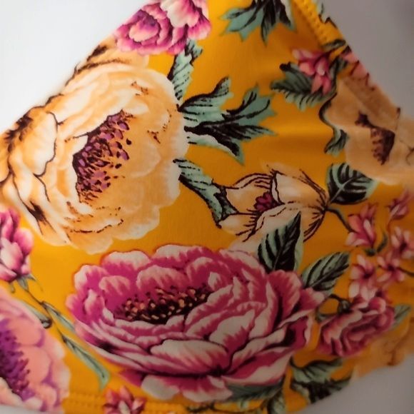 Xhilaration Orange and Pink Bikini-and-tankini-tops - Picture 2 of 5